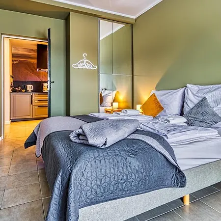 Royal Aparts Zielona Poreba - Z Panorama Gor Apartmán